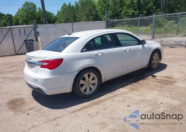 1C3CCBAB0DN685534: 42322952