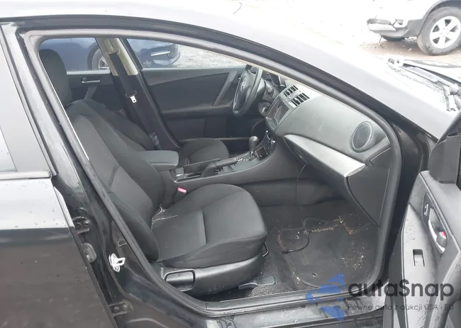 JM1BL1TG5D1832819: 42324179