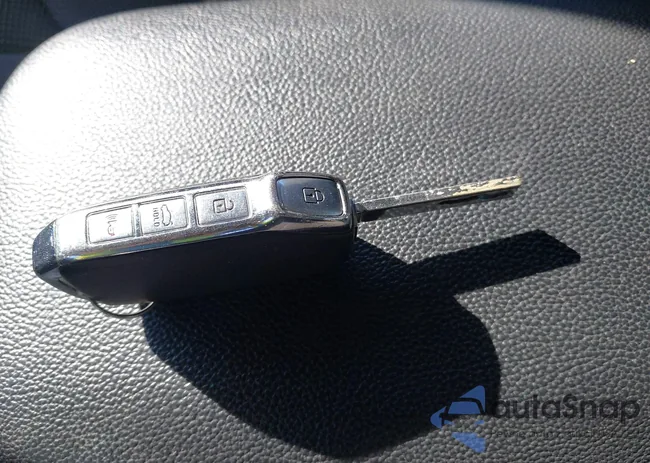 3KPF24AD3LE234805: 42324211