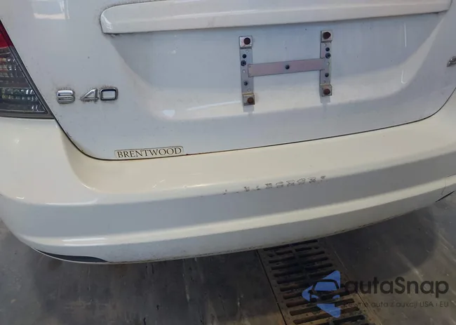 YV1MS382X82375634: 42324249