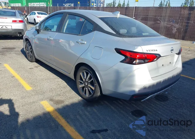 3N1CN8EV4LL881698: 42324277