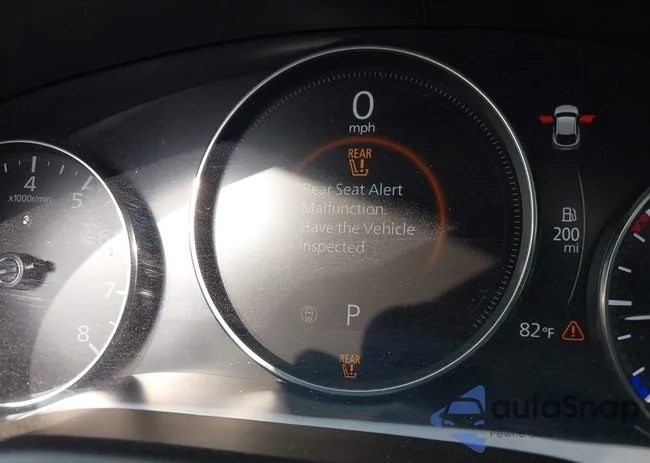 3MVDMBCM0RM681804: 42324332