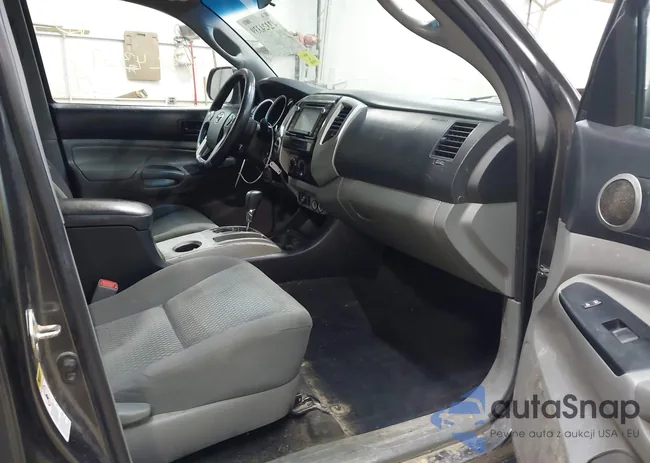 3TMLU4EN9FM206890: 42324339