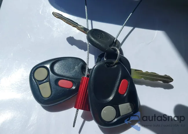 1GNEC16T02J249102: 42324409