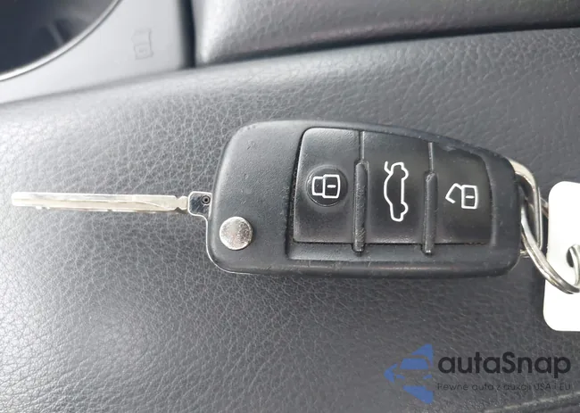 WA1LGAFE5BD008621: 42324441