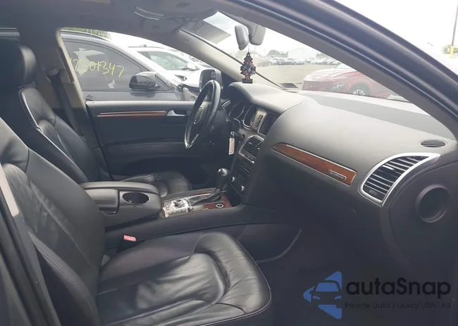 WA1LGAFE5BD008621: 42324441