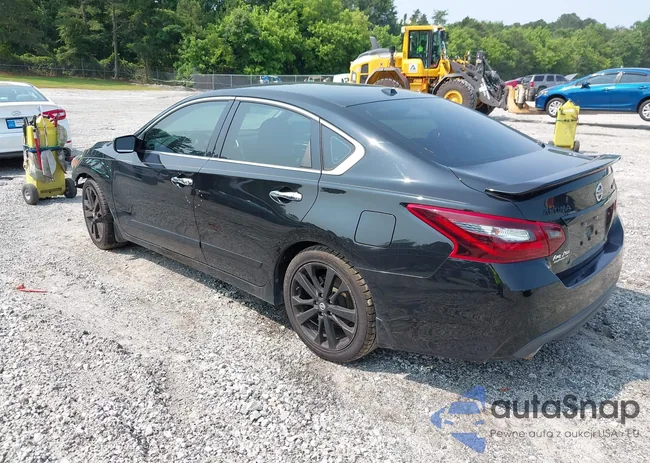 1N4AL3AP0JC187335: 42324475