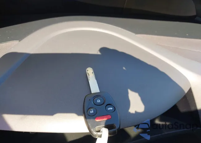 2HGFB2F57CH602477: 42324577