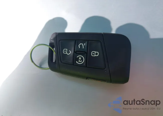 3VV3C7B26SM004695: 42324592