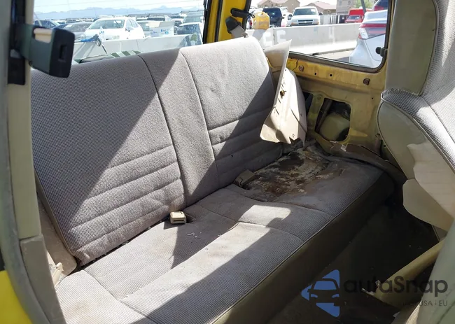 KNJPT06H5L6121639: 42324722