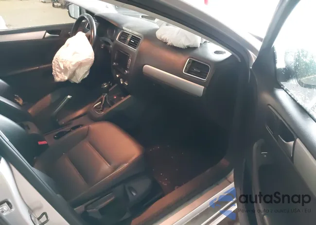 3VWB17AJ4EM336273: 42323791