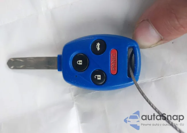 1HGCP3F80AA005218: 42323835