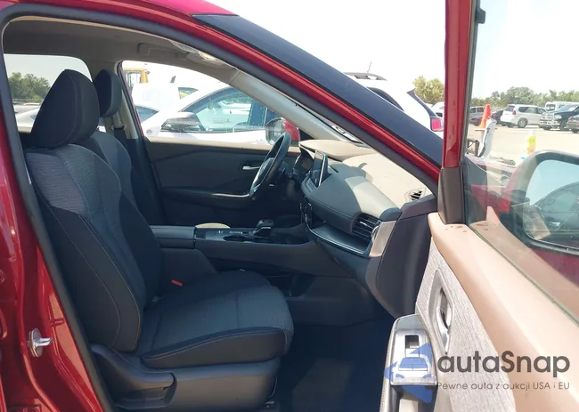 5N1BT3BA2NC722546: 42323836