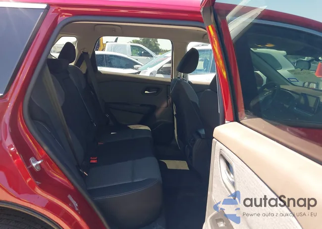 5N1BT3BA2NC722546: 42323836