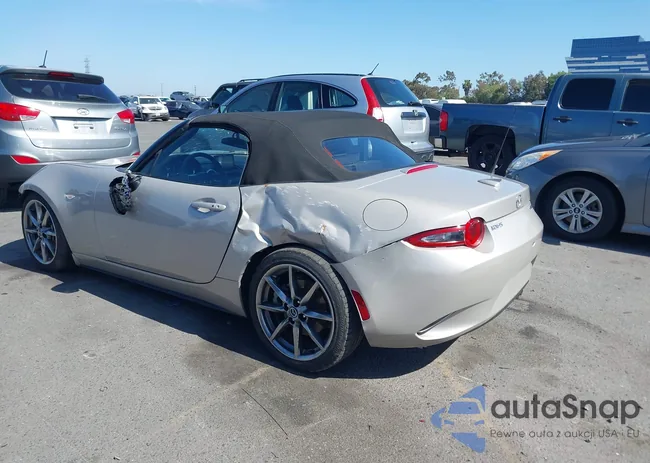 JM1NDAD74N0505814: 42323838