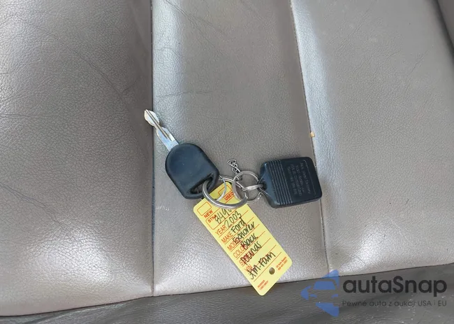 1FMZU67E03UB99141: 42323864