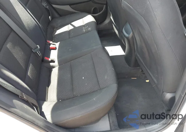 5NPD74LF8KH411799: 42323926