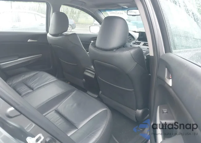 1HGCP26819A055776: 42323992