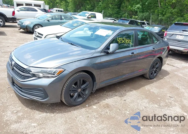 3VW7M7BU9PM003320: 42324002