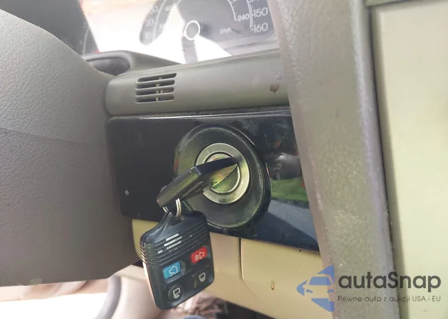 1LNHM86S95Y644955: 42324097