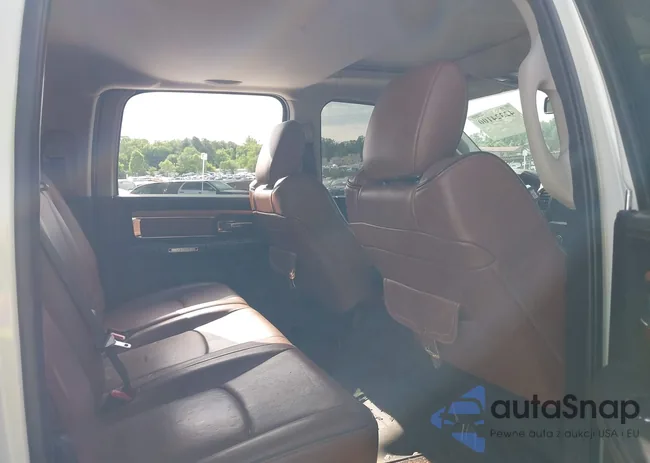 3C6UR5PL5JG261908: 42324100