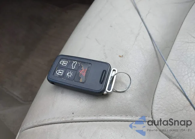 YV1960AS7A1122480: 42324112