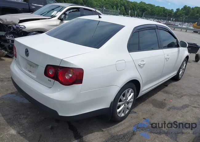 3VWAZ7AJ6AM099252: 42324145