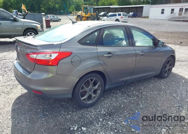 1FADP3F25DL381720: 42325188