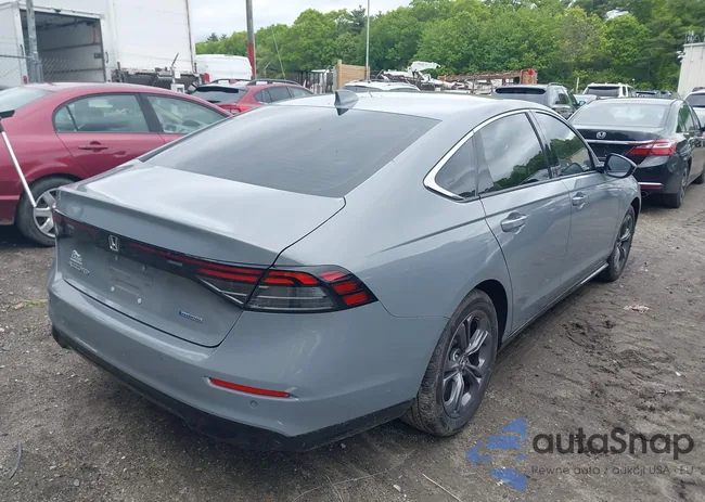 1HGCY2F66SA015470: 42325246