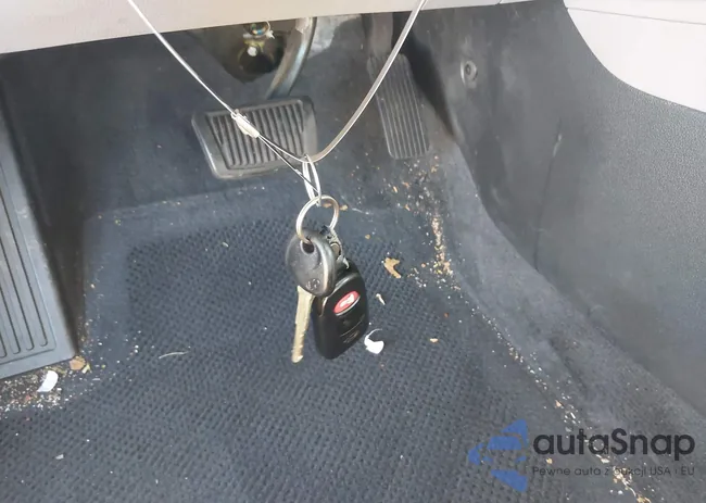 5NPD74LF9JH364233: 42325333