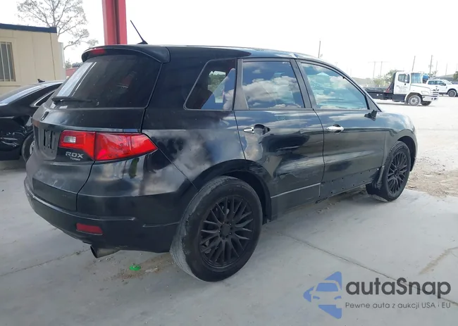 5J8TB18528A013031: 42325436