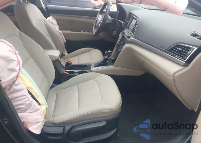 5NPD84LF9HH053215: 42325461