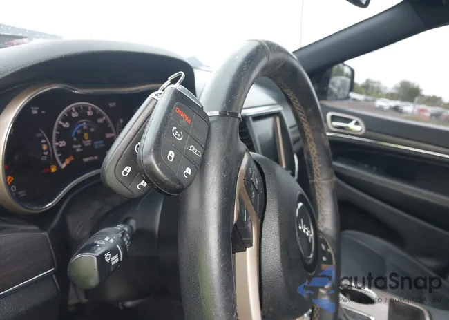 1C4RJEBG6GC306561: 42325662