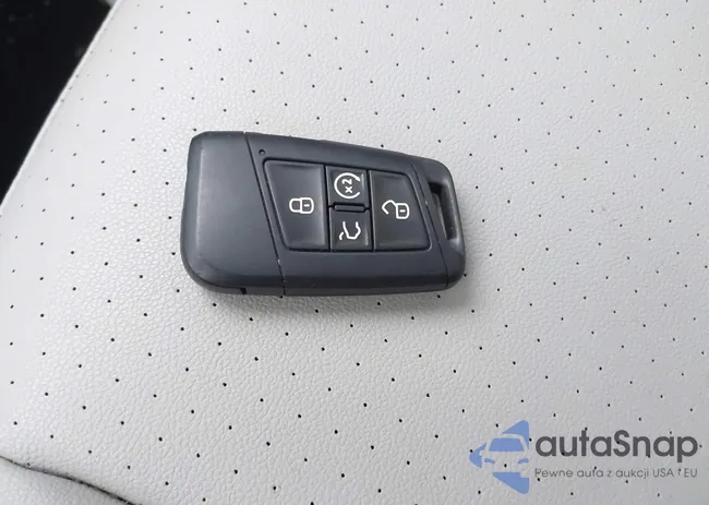 3VV2B7AX2LM022477: 42325714