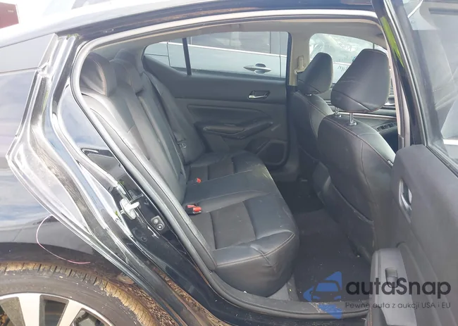 1N4BL4CV4MN413908: 42324915