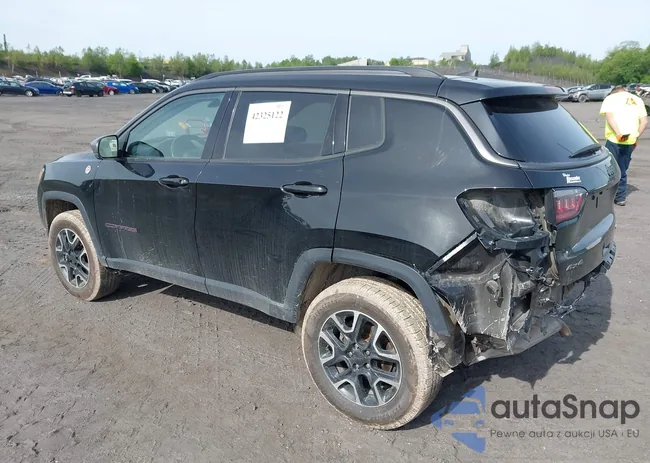 3C4NJDDB7LT195317: 42325122