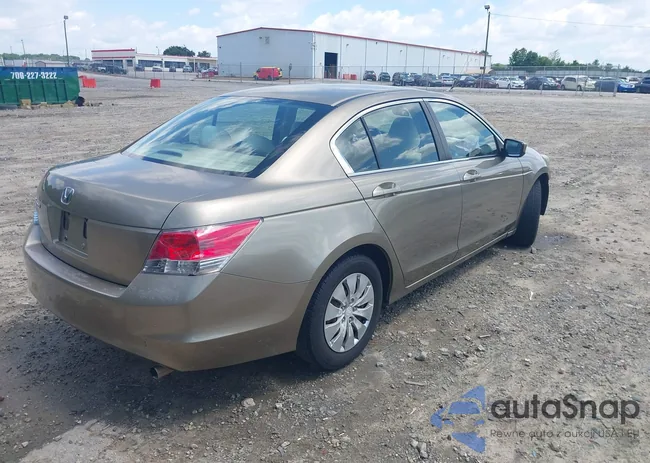 1HGCP2F39AA100262: 42326189