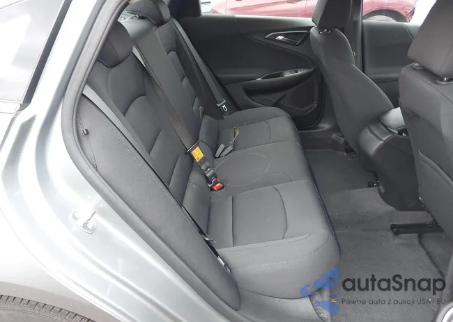 1G1ZB5ST5SF101890: 42326327