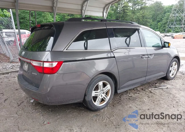 5FNRL5H93BB104596: 42326384