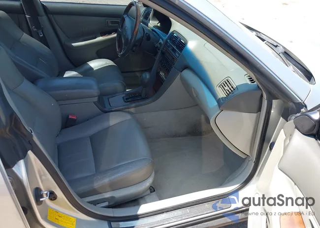 JT8BF28GX10307910: 42326385