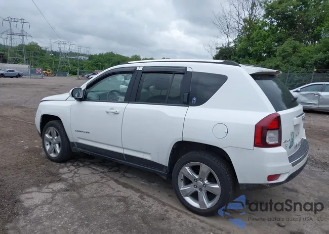 1C4NJDEB7FD218247: 42325867