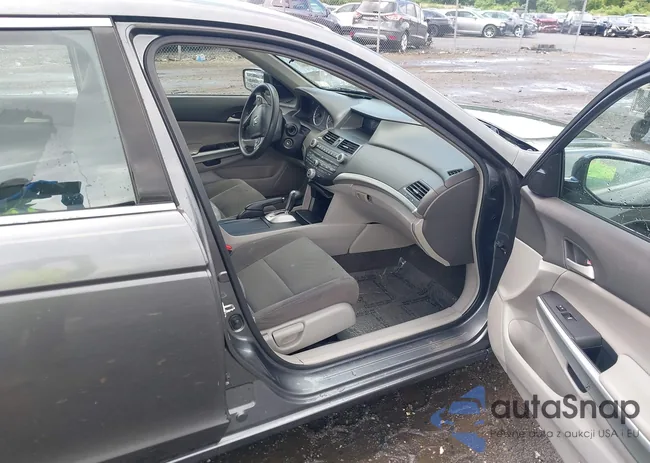 1HGCP26739A070691: 42327202