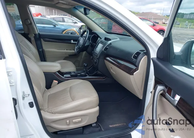 5XYKUDA70FG649526: 42327243