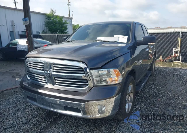 1C6RR6LT8JS266496: 42327266