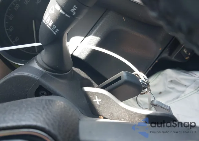 4T1G11AK3LU981290: 42327376