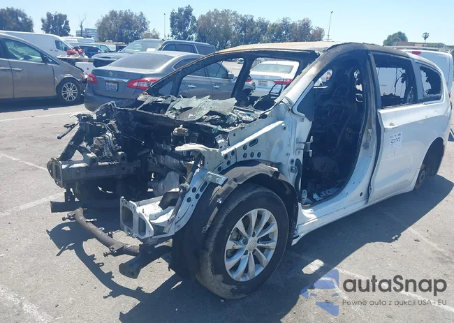 2C4RC1FG9JR278511: 42327472