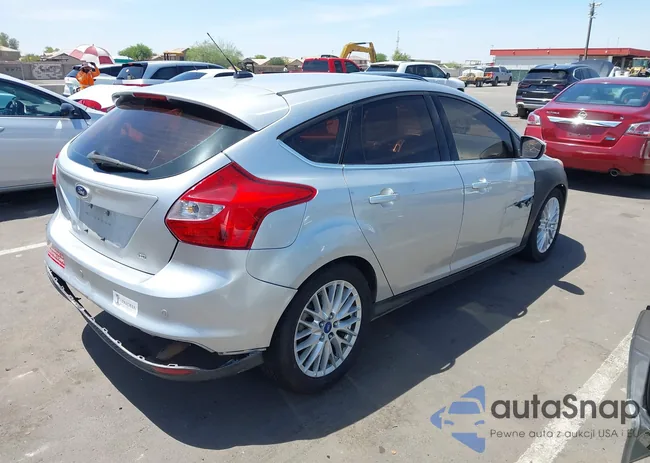 1FAHP3M20CL332783: 42327611