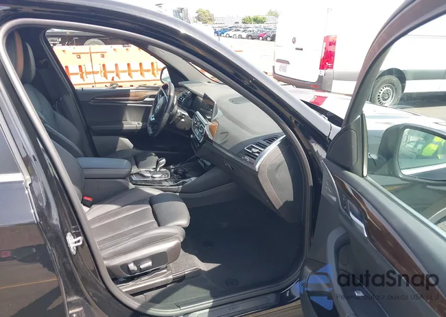 5UX53DP00P9R81784: 42327726