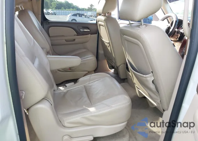 1GNUCKE00AR176516: 42326903