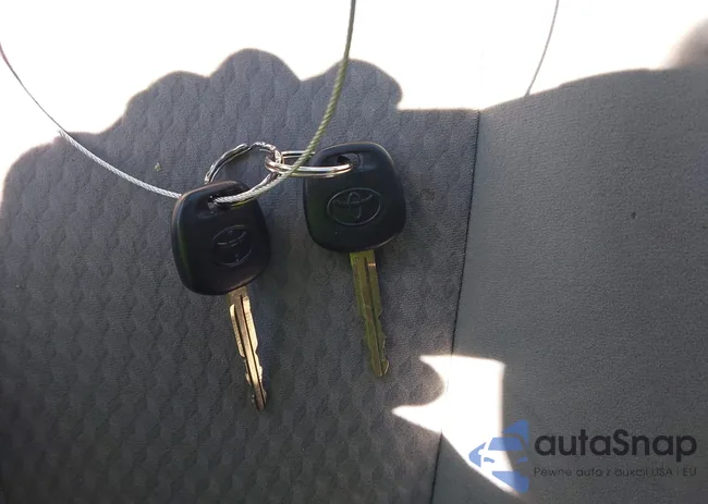 4T1BF3EK3BU751412: 42326984